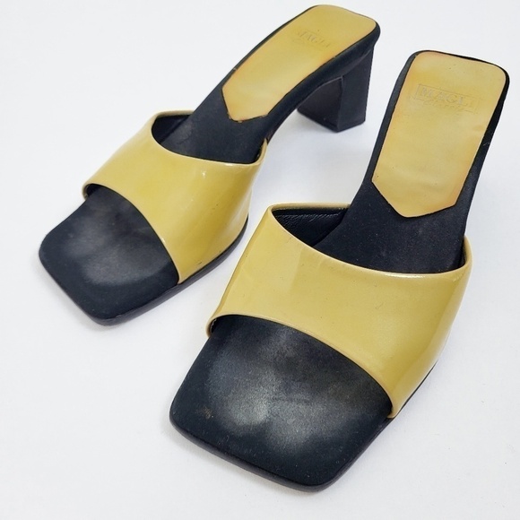 Vintage Black and Yellow Heels - Picture 7 of 10